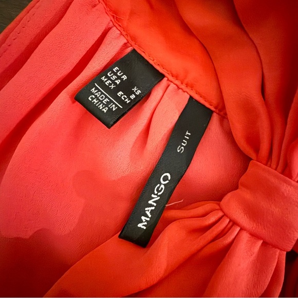 SALE‼️VGUC Mango dress; twisted neck sleeveless dress - Picture 6 of 6